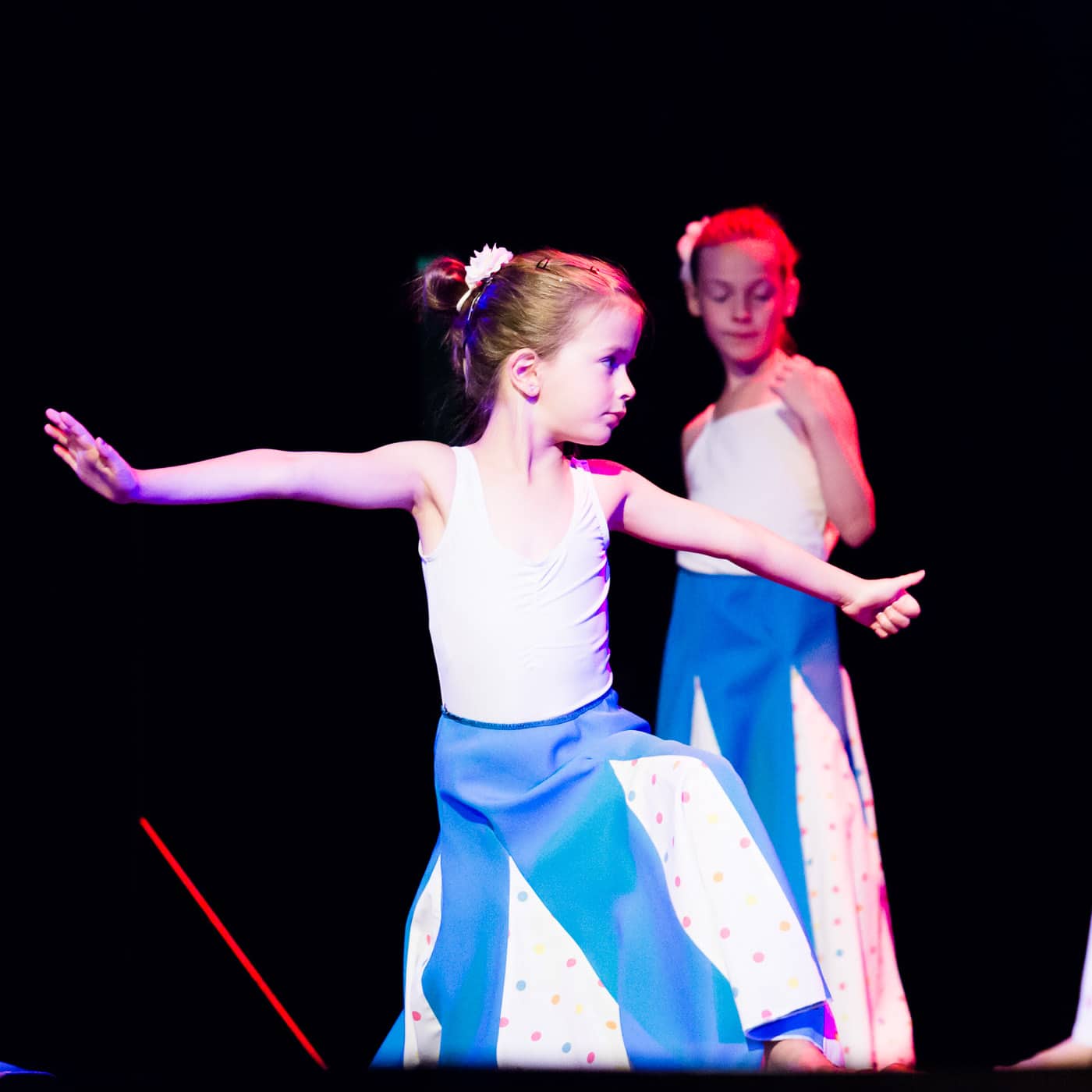 spectacle-de-danse-a-la-rotative-eleves-du-centre-d-animation-de-buxerolles