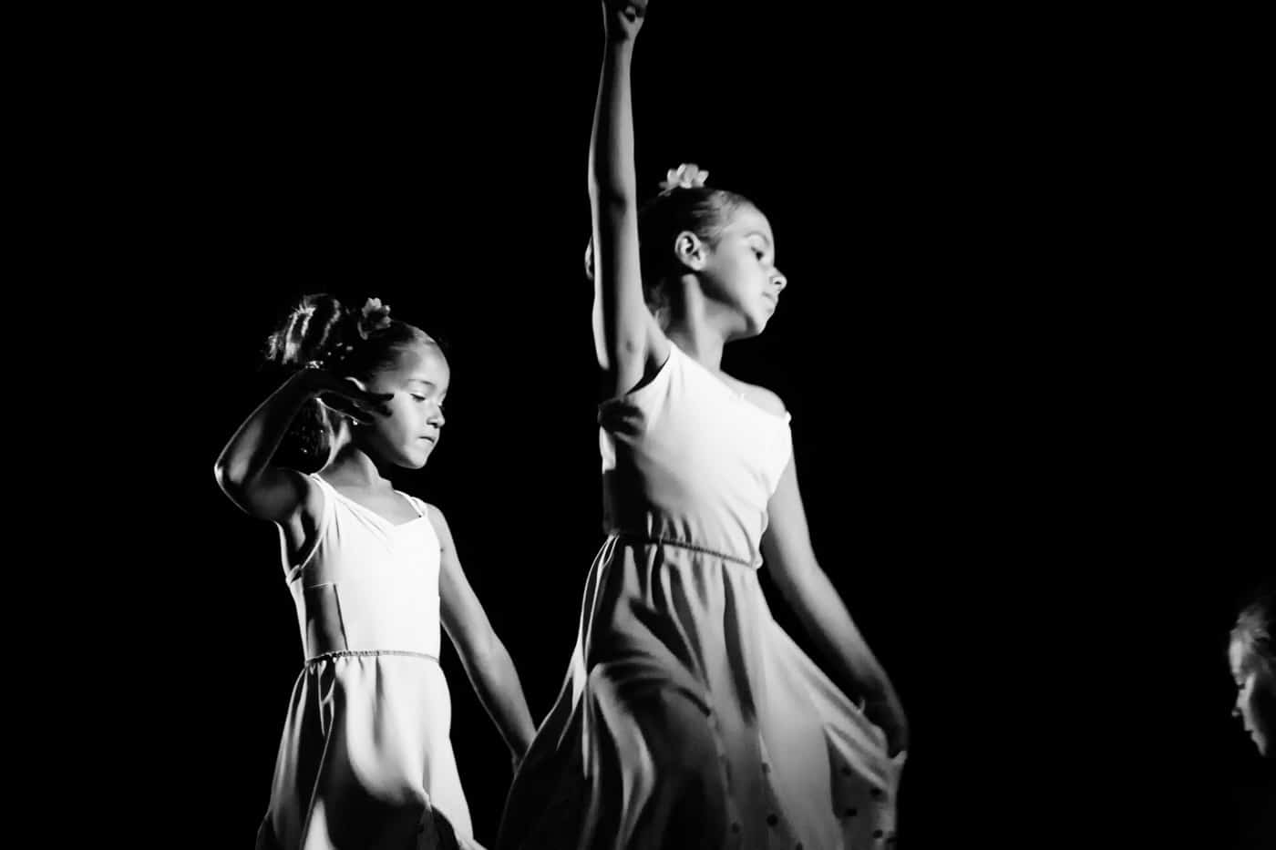 spectacle-de-danse-a-la-rotative-eleves-du-centre-d-animation-de-buxerolles