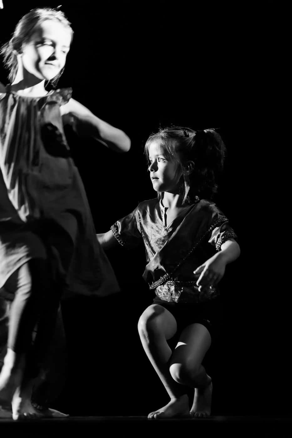 spectacle-de-danse-a-la-rotative-eleves-du-centre-d-animation-de-buxerolles