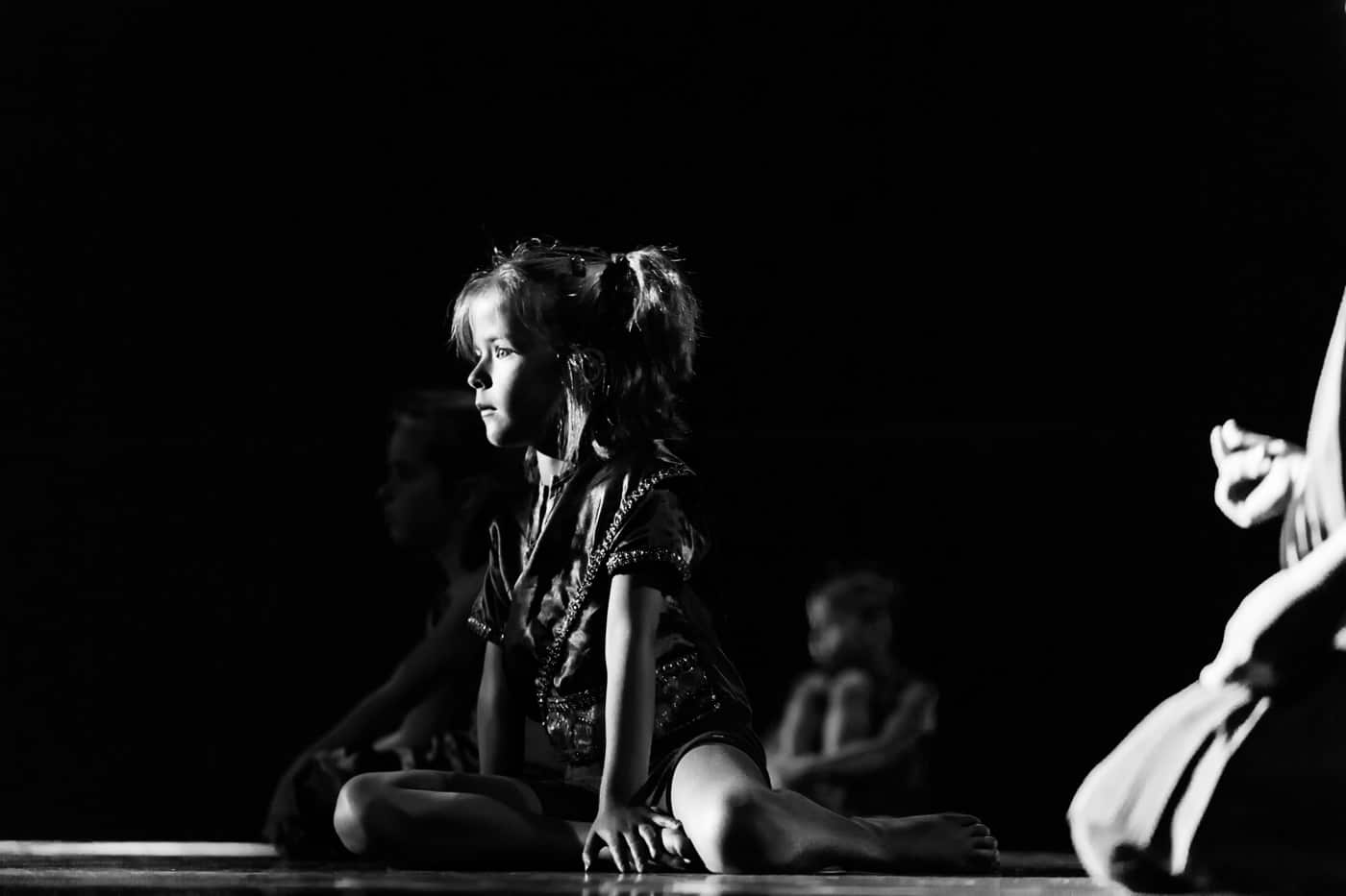 spectacle-de-danse-a-la-rotative-eleves-du-centre-d-animation-de-buxerolles