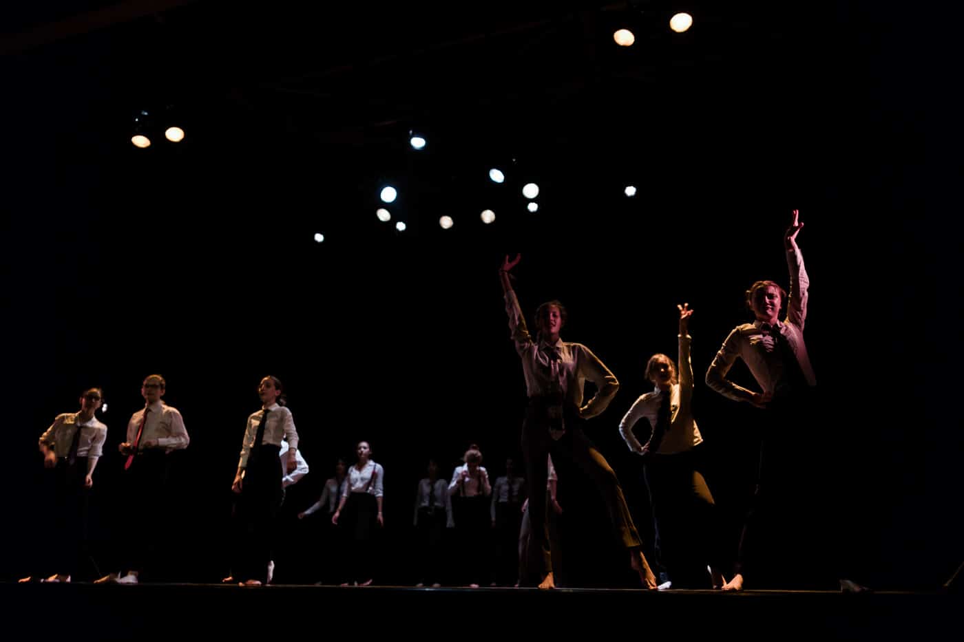 spectacle-de-danse-a-la-rotative-eleves-du-centre-d-animation-de-buxerolles