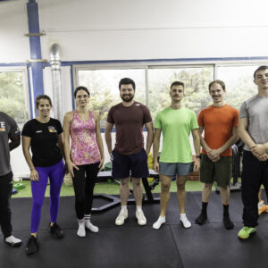 Séance de gym dynamique avec Benjamin : De l’échauffement aux mouvements avancés